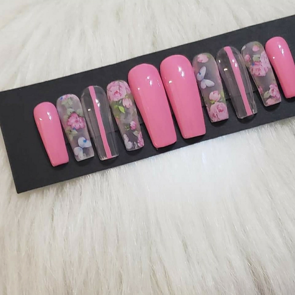 Press on nails